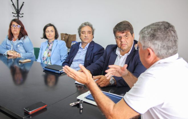 Açores contribuem para que Portugal continue a dar a volta, frisa João Castro