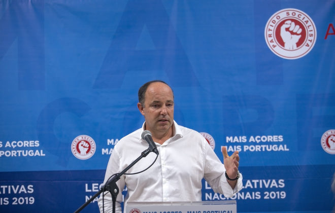 PS/Corvo avisa que “não são as sondagens que contam, são os votos depositados nas urnas”